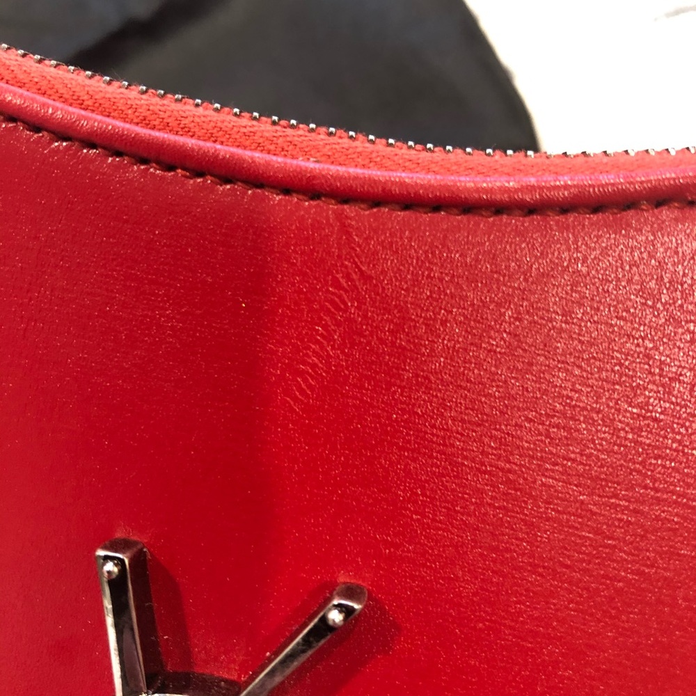 Authentic YSL heart bag. - Picture 3 of 7
